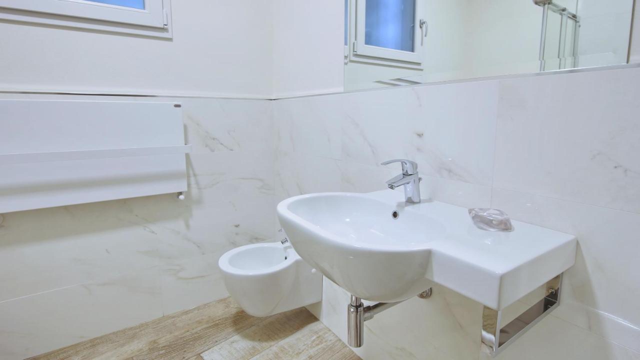 Italianway - Affittacamere Brenna San Fermo della Battaglia Dış mekan fotoğraf